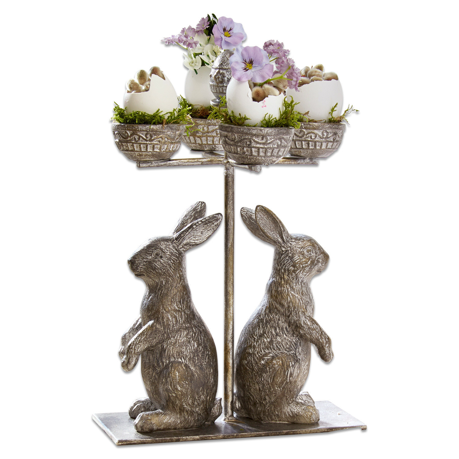 Metall-Dekoration mit zwei Hasen und eiförmigen Blumentöpfen mit Blumen und Moos