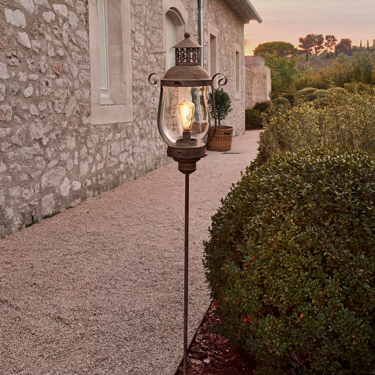 Lampion LED do ponownego ładowania Volanaïs