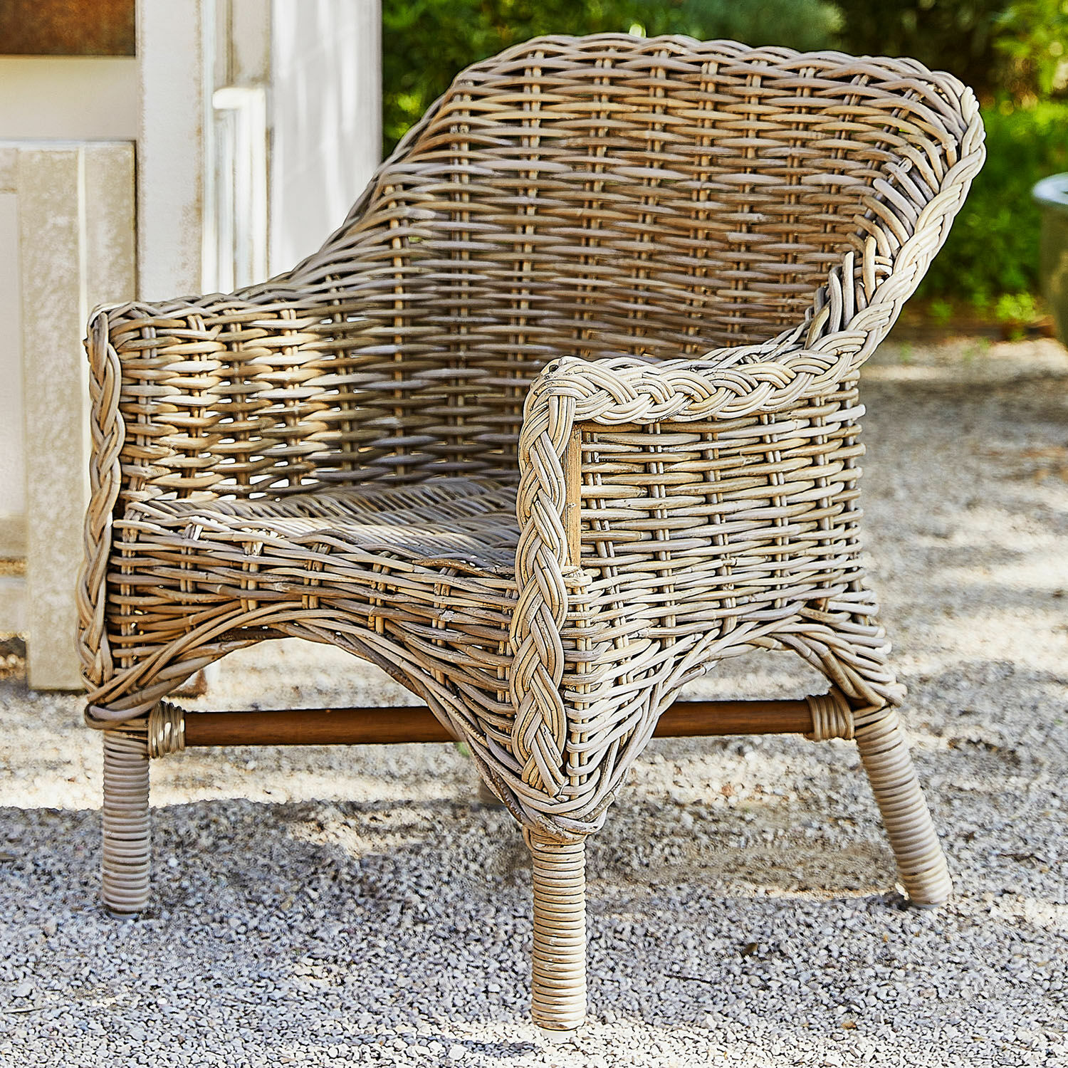 Kinderstuhl Narivena Rattansessel in Naturfarbe für den Außenbereich, ideal für Garten und Terrasse