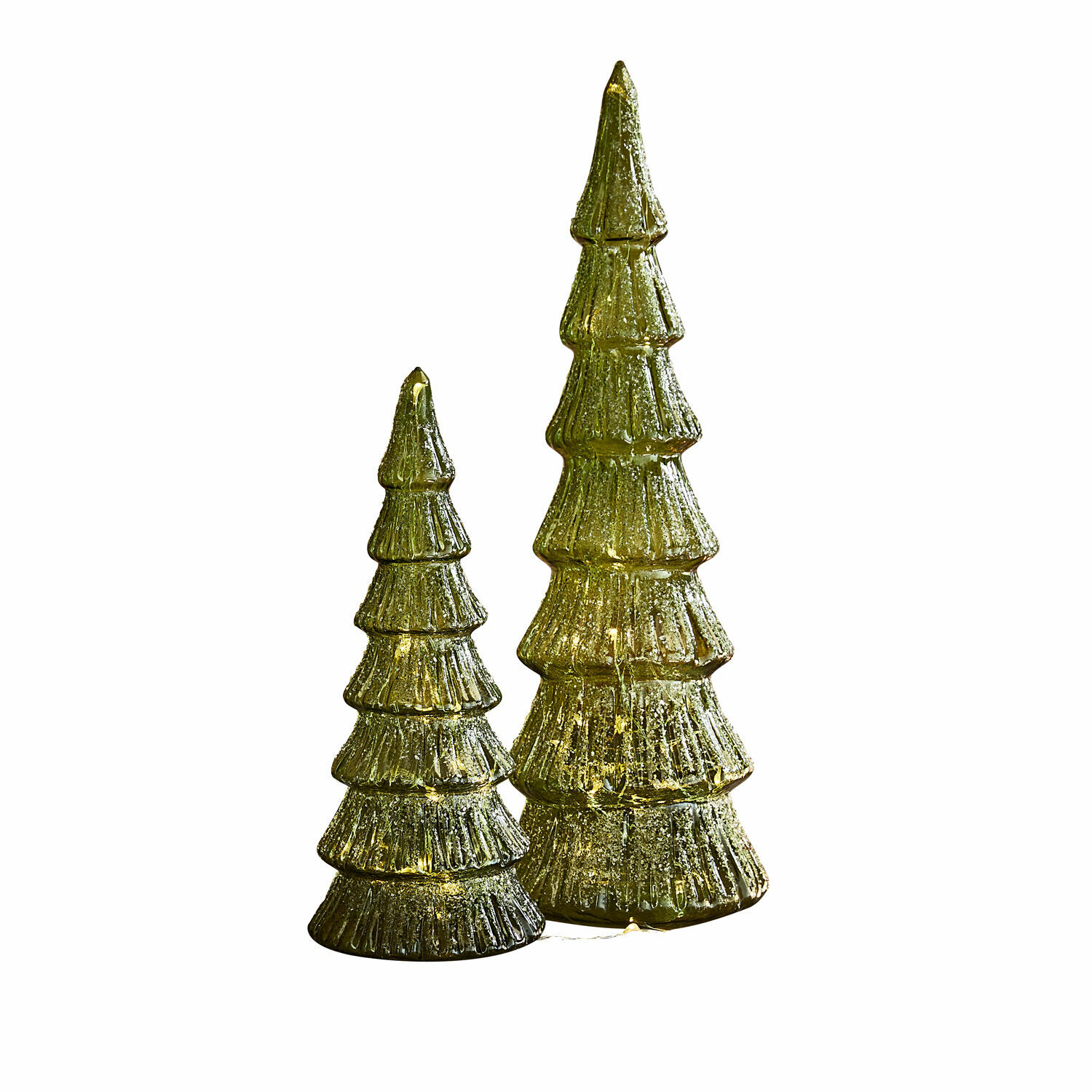 LED-Baum 2er Set Merrton Zwei grüne Glas-Weihnachtsbaum-Dekorationen mit LED-Beleuchtung für festliche Wohnraumgestaltung.