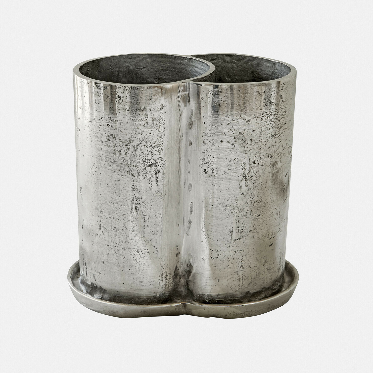 Getränkekühler Iselwyn Doppelter Metallbehälter in Silber mit roher Oberfläche zur Aufbewahrung von Accessoires