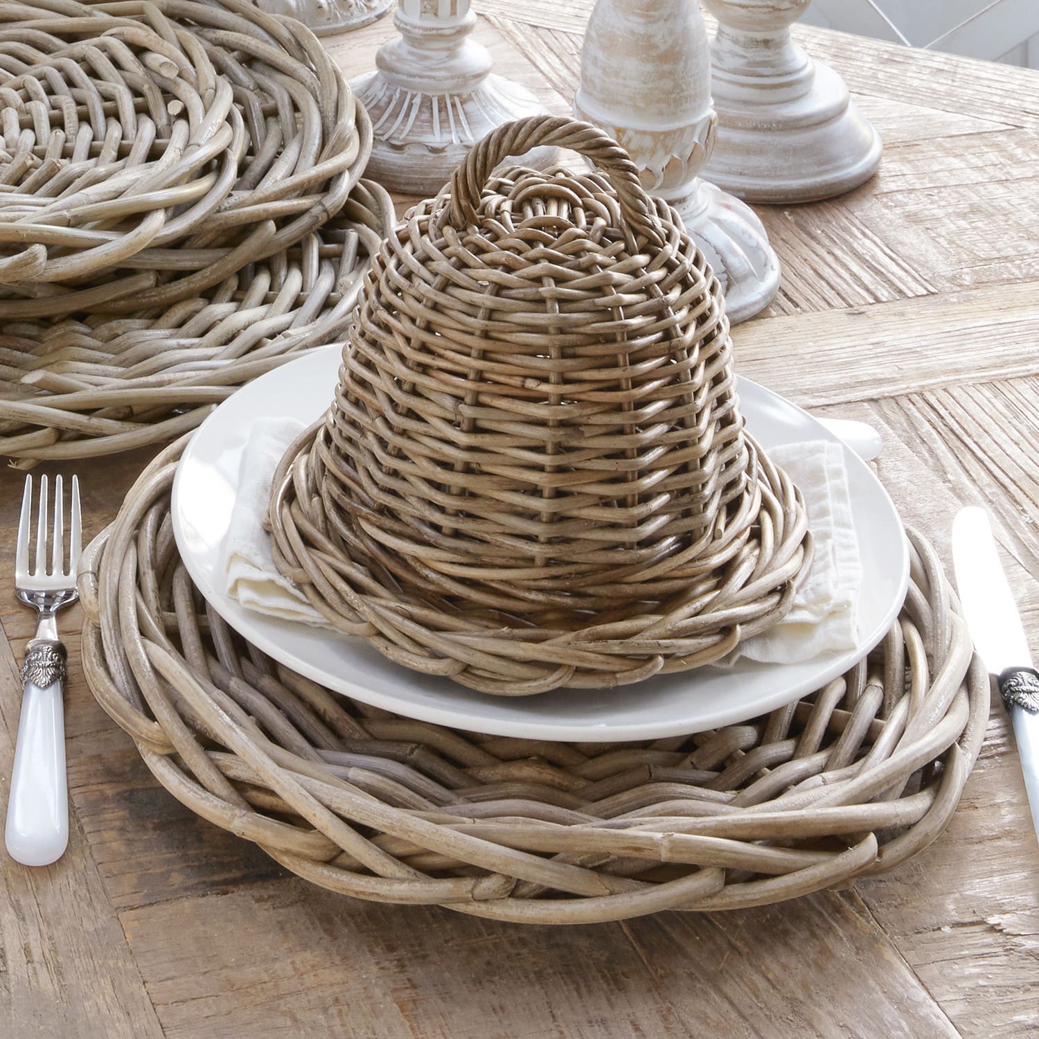 Abdeckhaube mit Korbteller Fluvanna