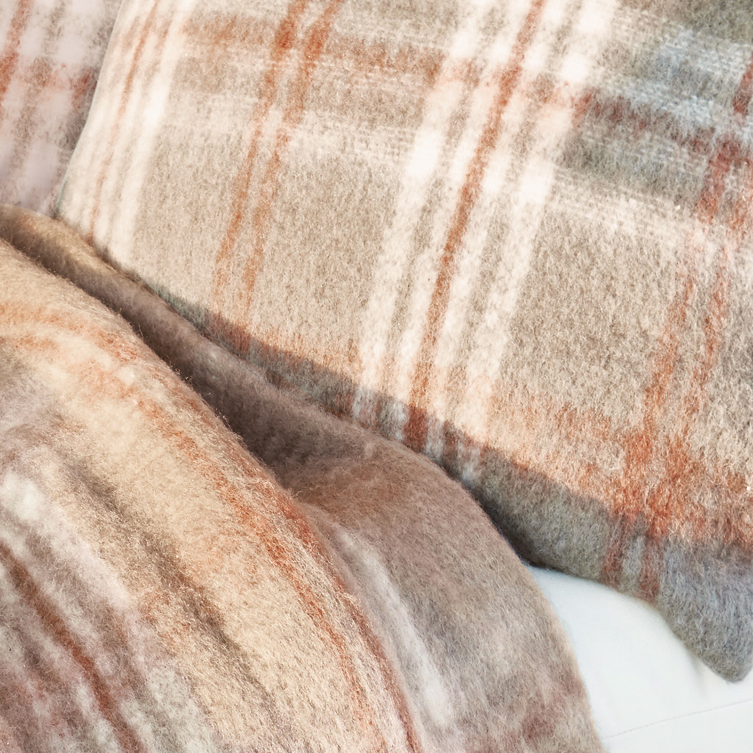 Plaid + 2 Kissen Shaw