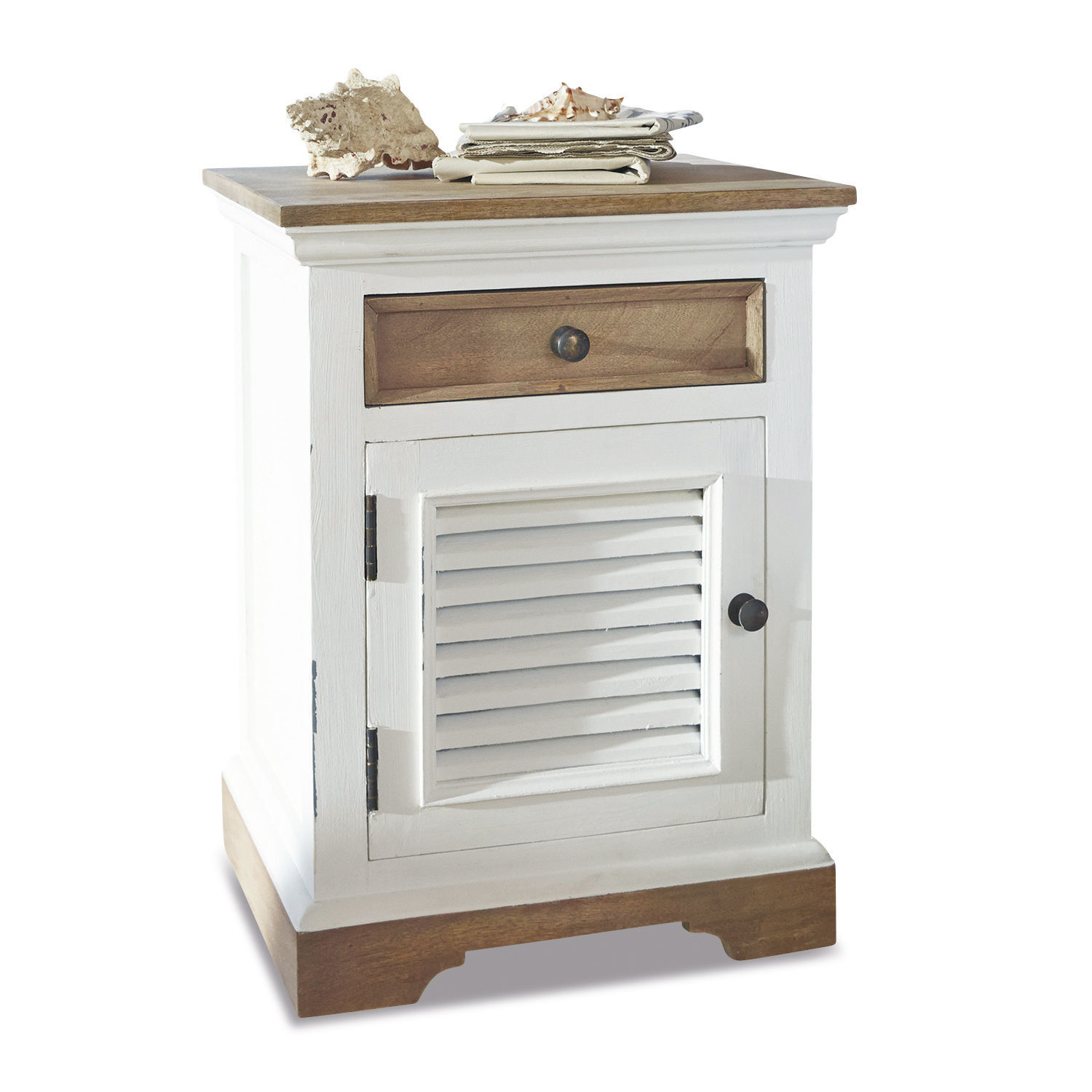 Weißer Nachttisch aus Holz mit Schublade und Lamellentür im Vintage-Stil fürs Schlafzimmer