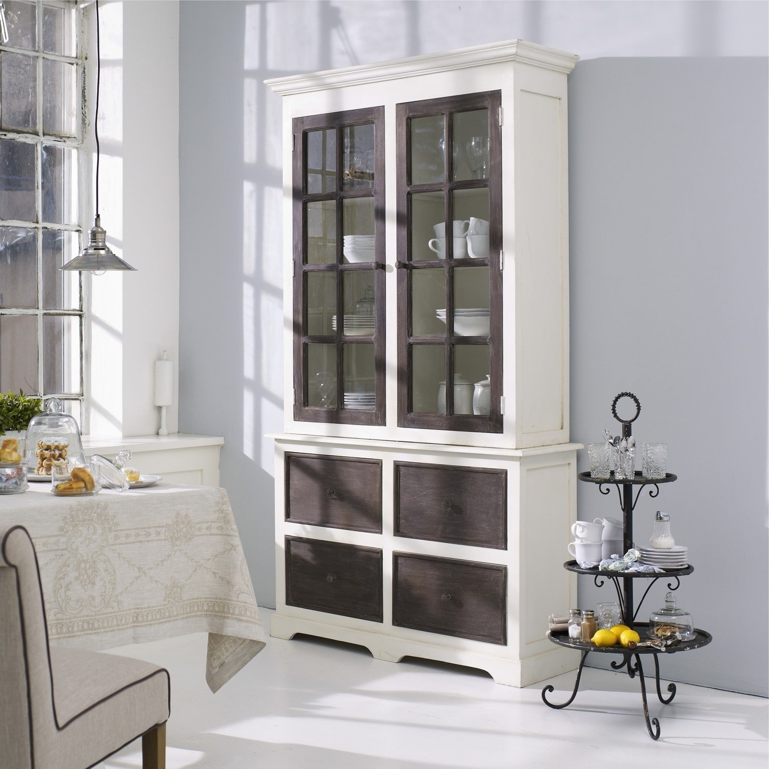 Schrank Livingston