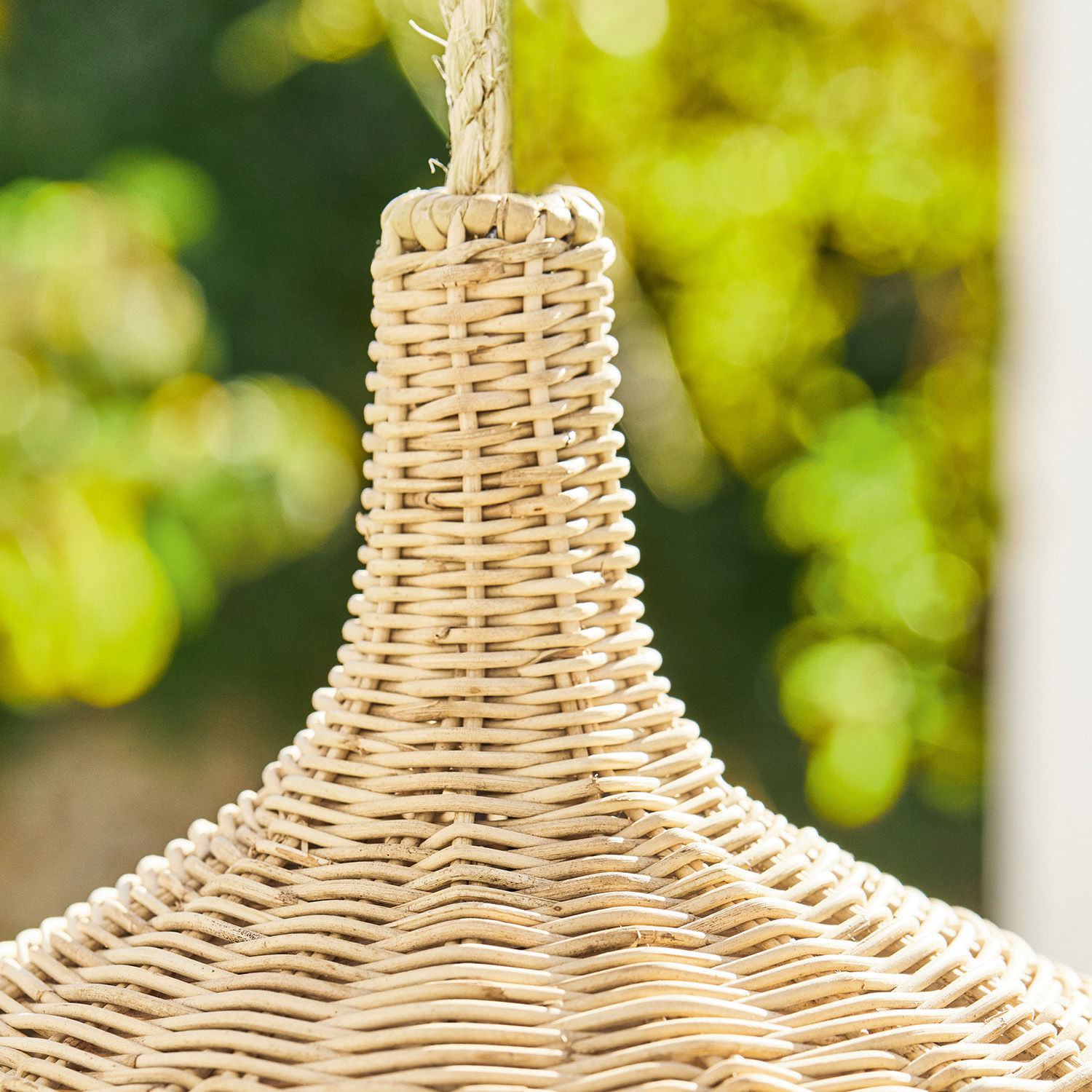 Natürlicher beige Rattan-Lampenschirm für Hängeleuchte, dekoratives Wohnaccessoire und Beleuchtung