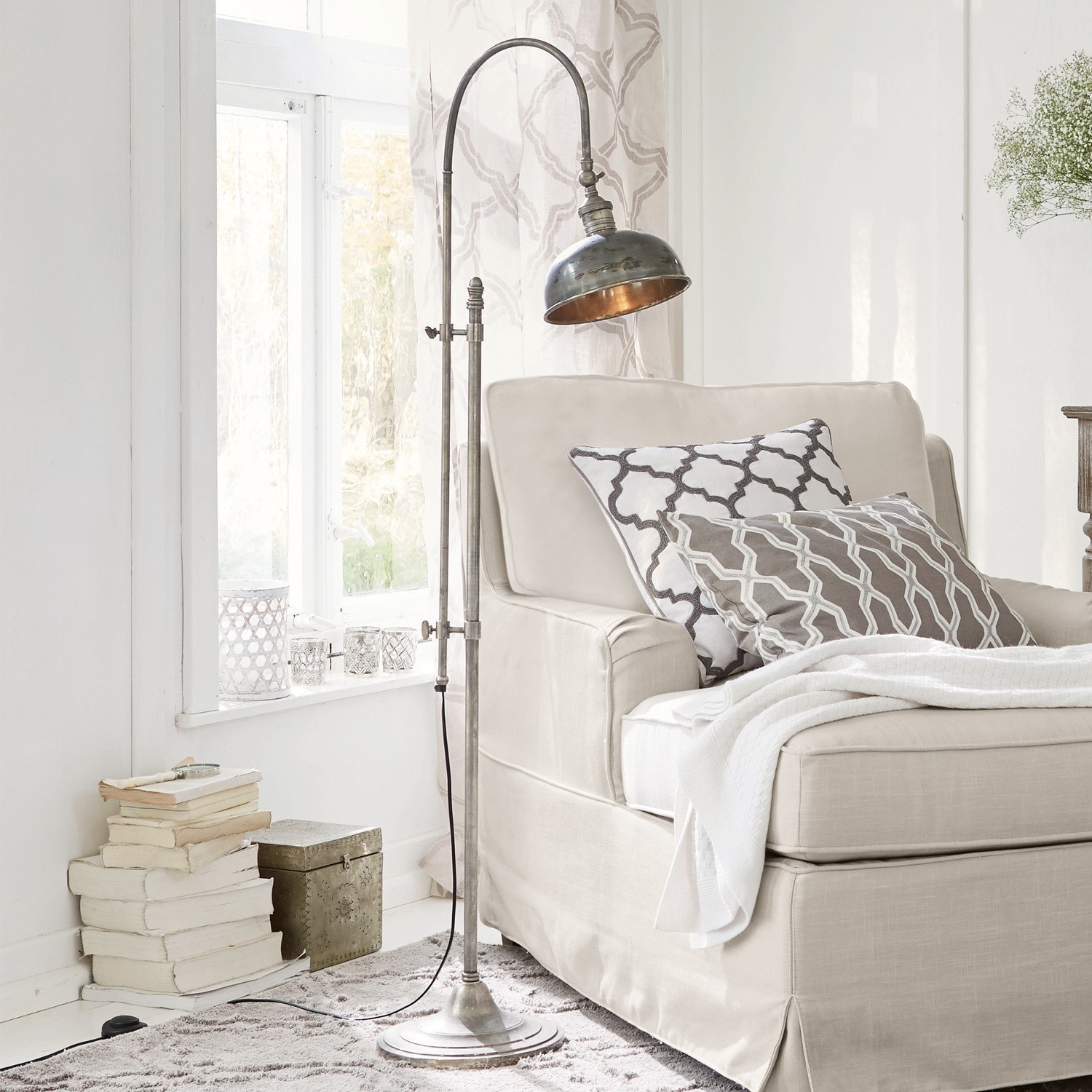 Stehlampe Conway