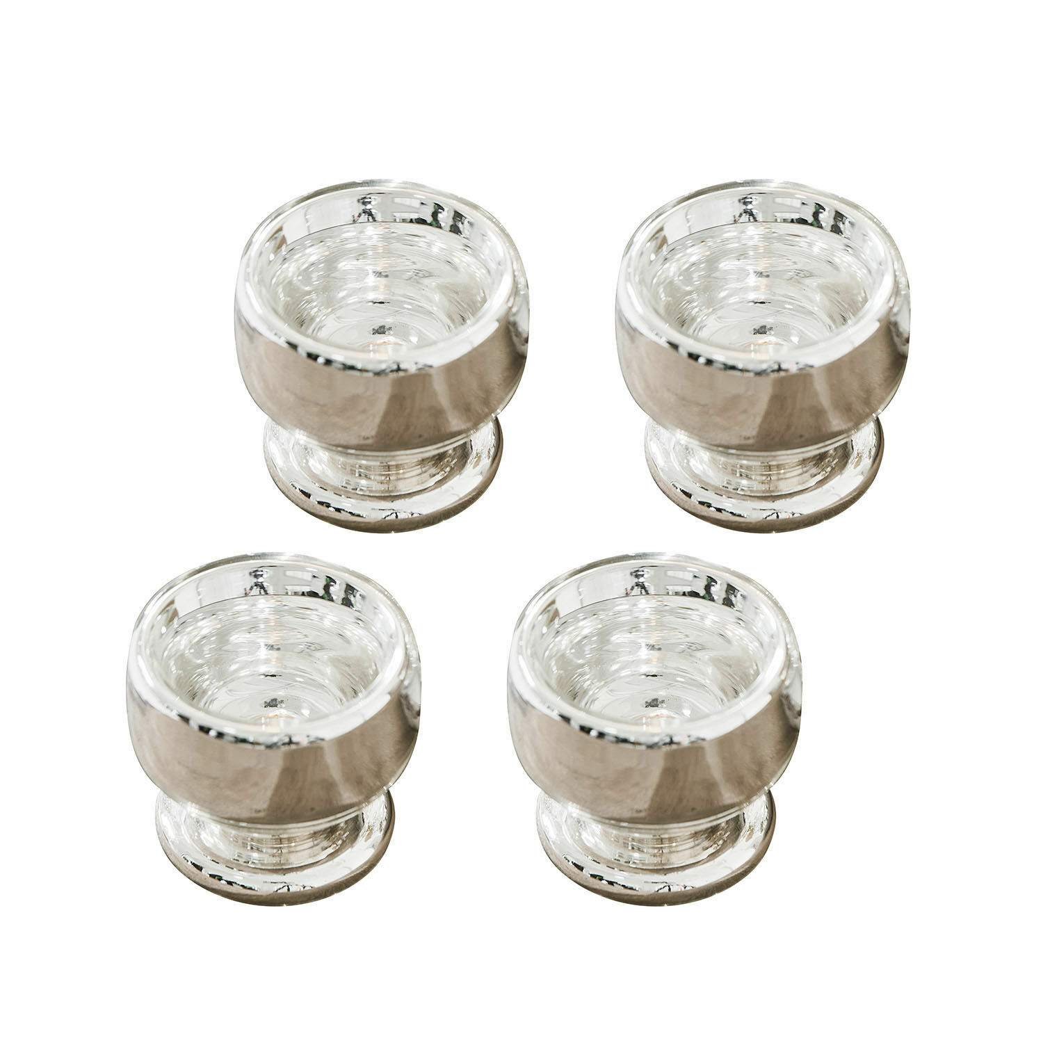 Set aus 4 silbernen Glas-Kerzenhaltern mit modernem Design zur Wohnraumdekoration