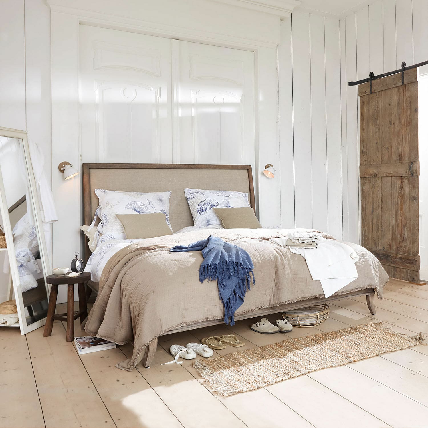 Bett Exermont