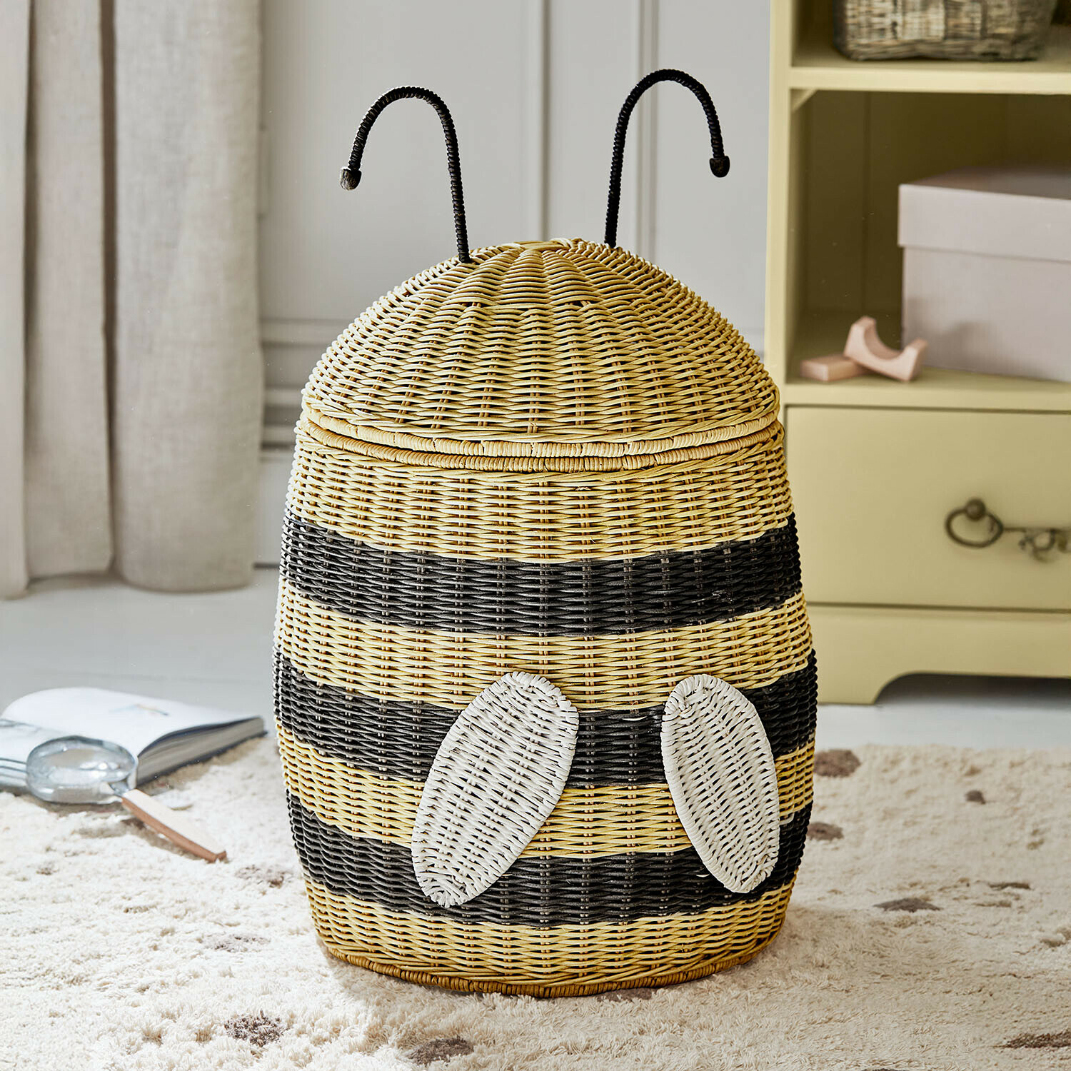 Rattankorb in Bienenform in Gelb-Schwarz, dekorativer Aufbewahrungsbehälter für Kinderzimmer