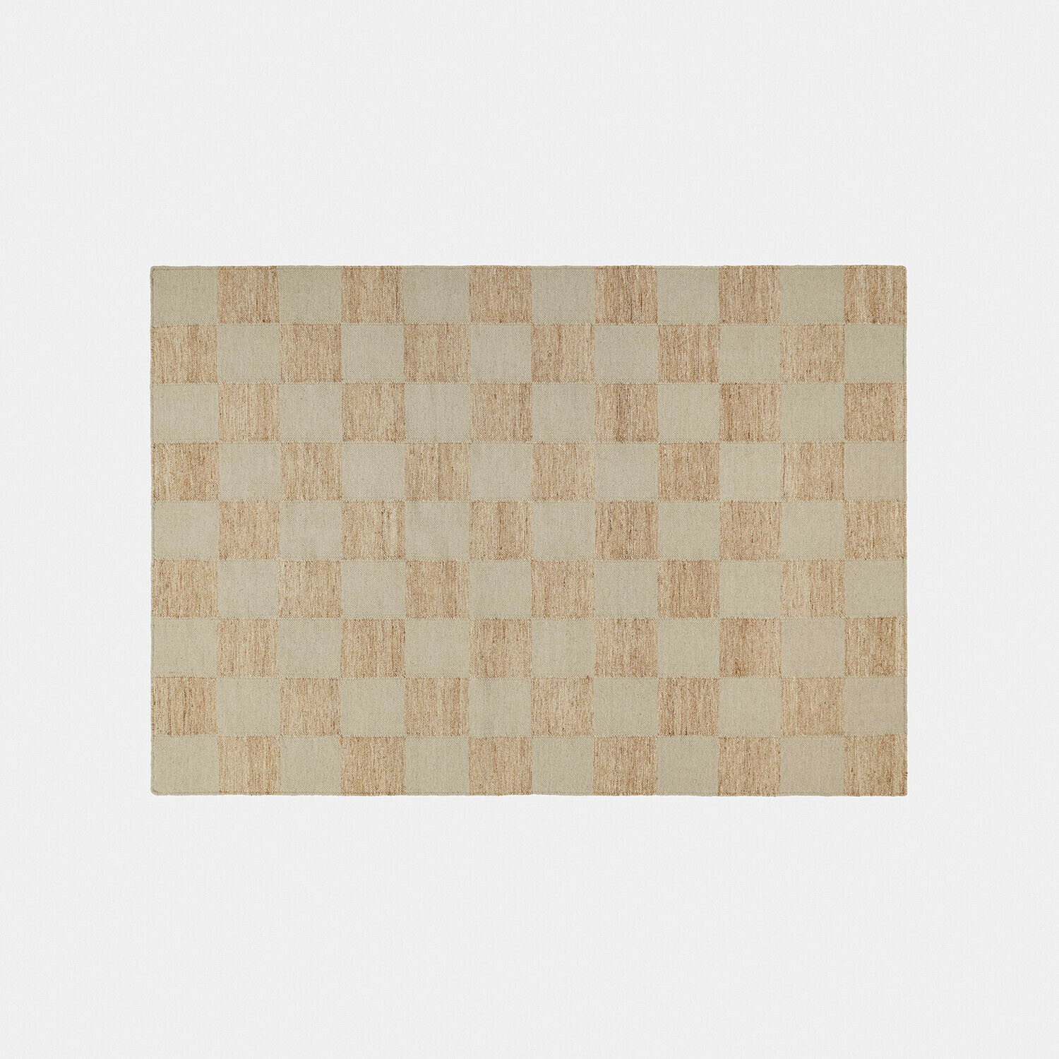 Karierter Teppich aus Naturmaterial in Beige- und Brauntönen, stilvolle Bodendekoration