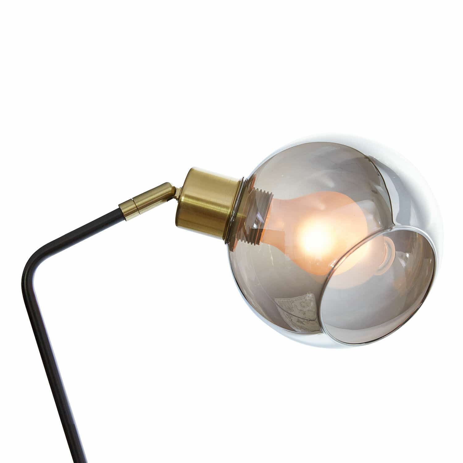Tischlampe aus schwarzem Metall und Messing mit kugelförmigem, rauchfarbenem Glasschirm