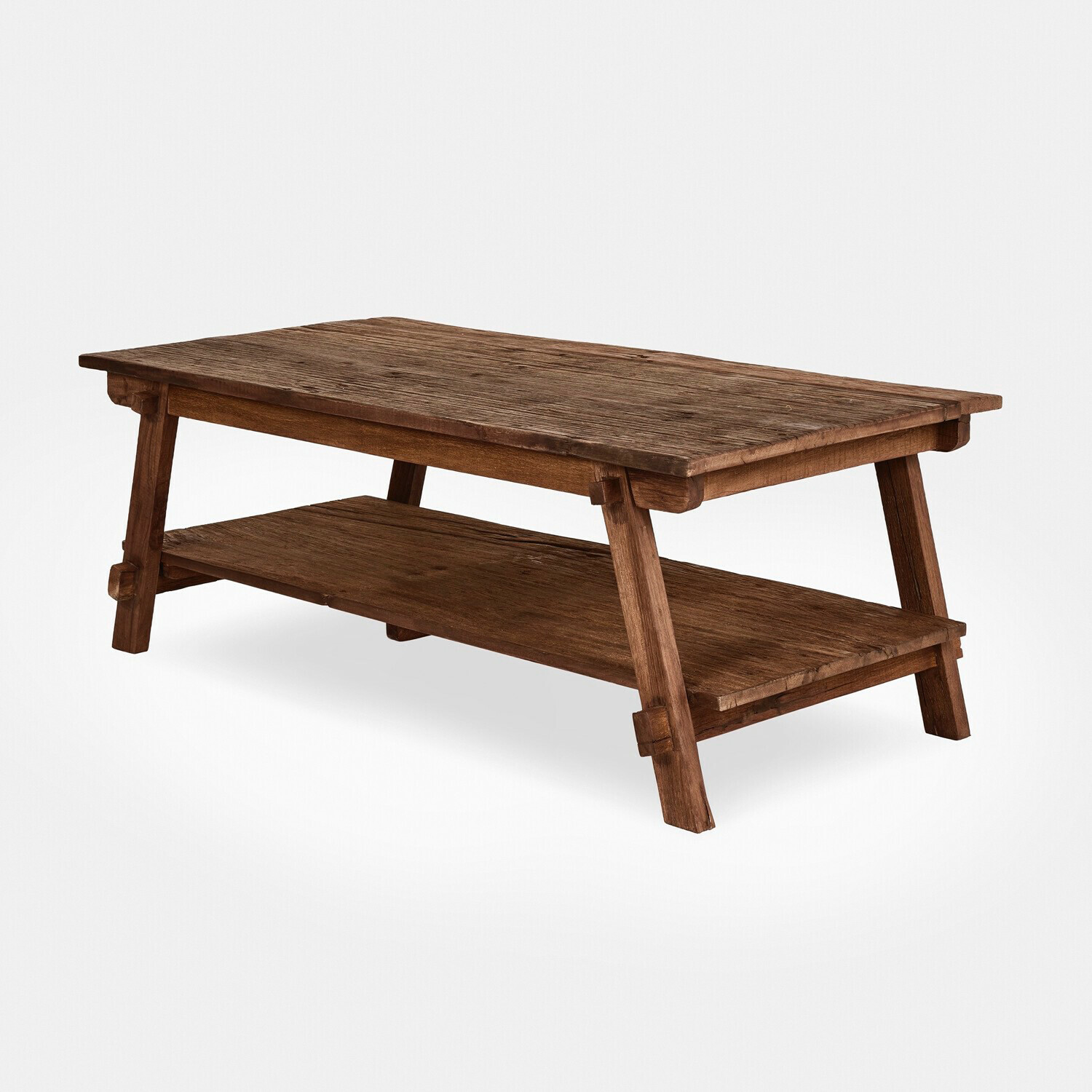 Brauner Holztisch mit Ablagefach, rustikales Design für gemütliches Wohnzimmer
