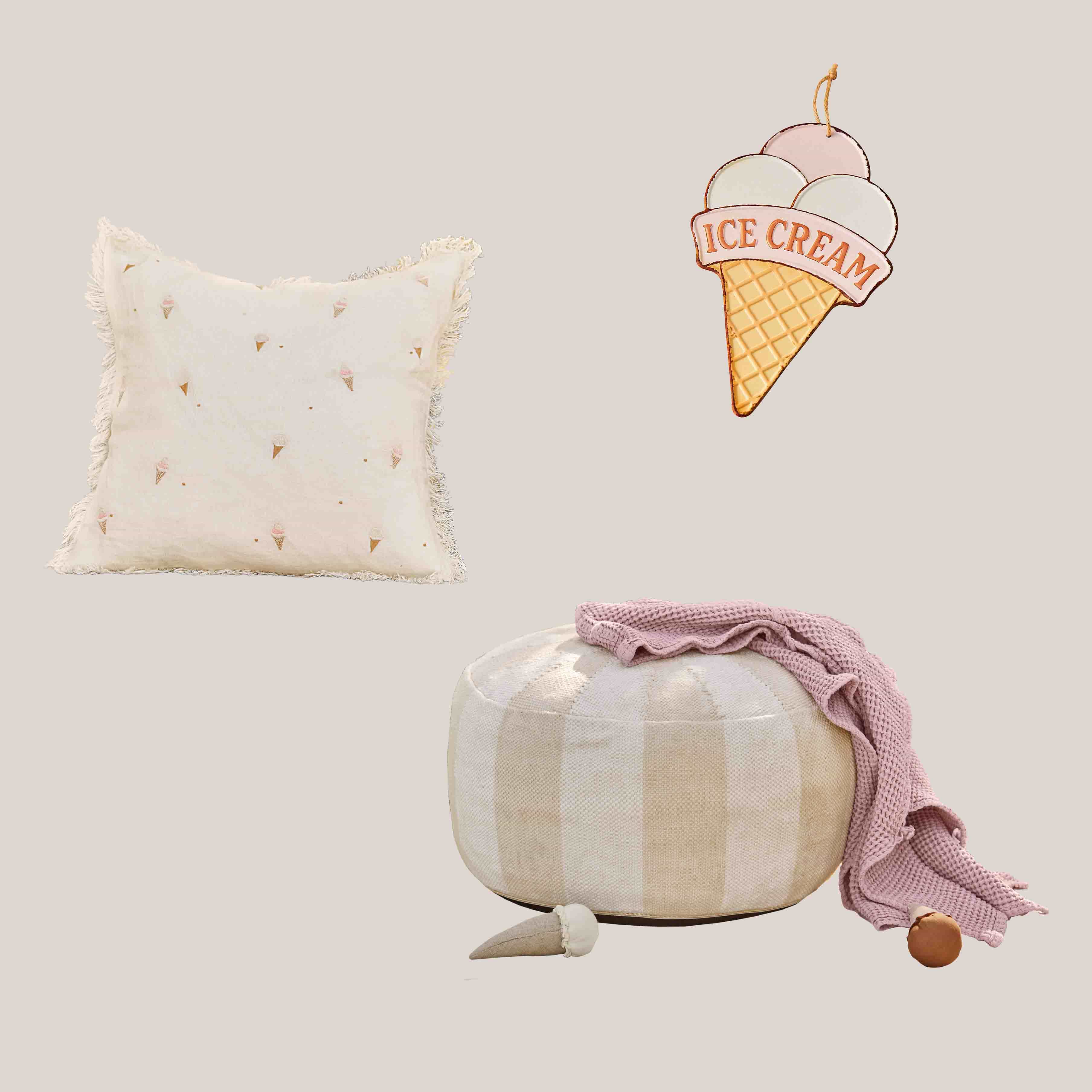 Beiges Kissen mit Fransen und Eis-Motiv, runder karierten Pouf mit rosa Decke
