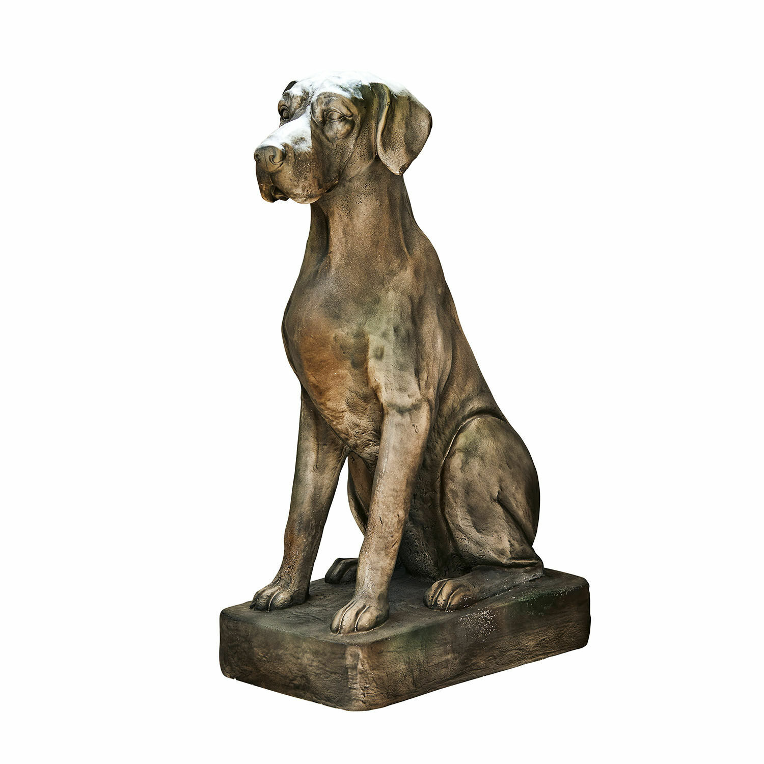 Deko-Hund Jules Hundeskulptur aus braunem Stein auf rechteckigem Sockel, Gartendekoration