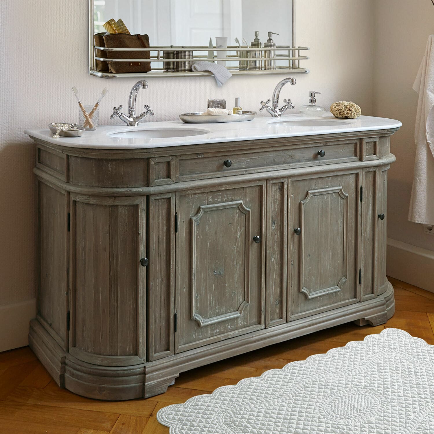 Doppelwaschtisch Pembroke Vintage Badezimmermöbel aus Holz mit weißer Marmorplatte und Doppelwaschbecken
