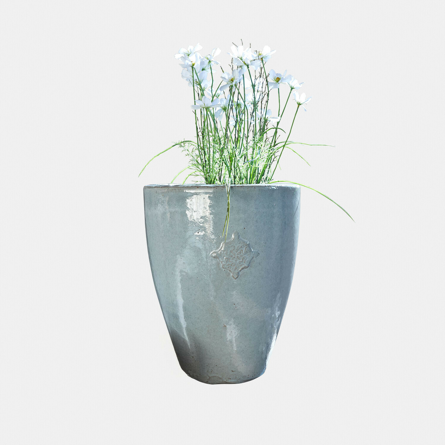 Übertopf Serenzia Grauer Keramik-Blumentopf mit weißen Blumen und grünem Laub für Wohn- und Gartendekoration