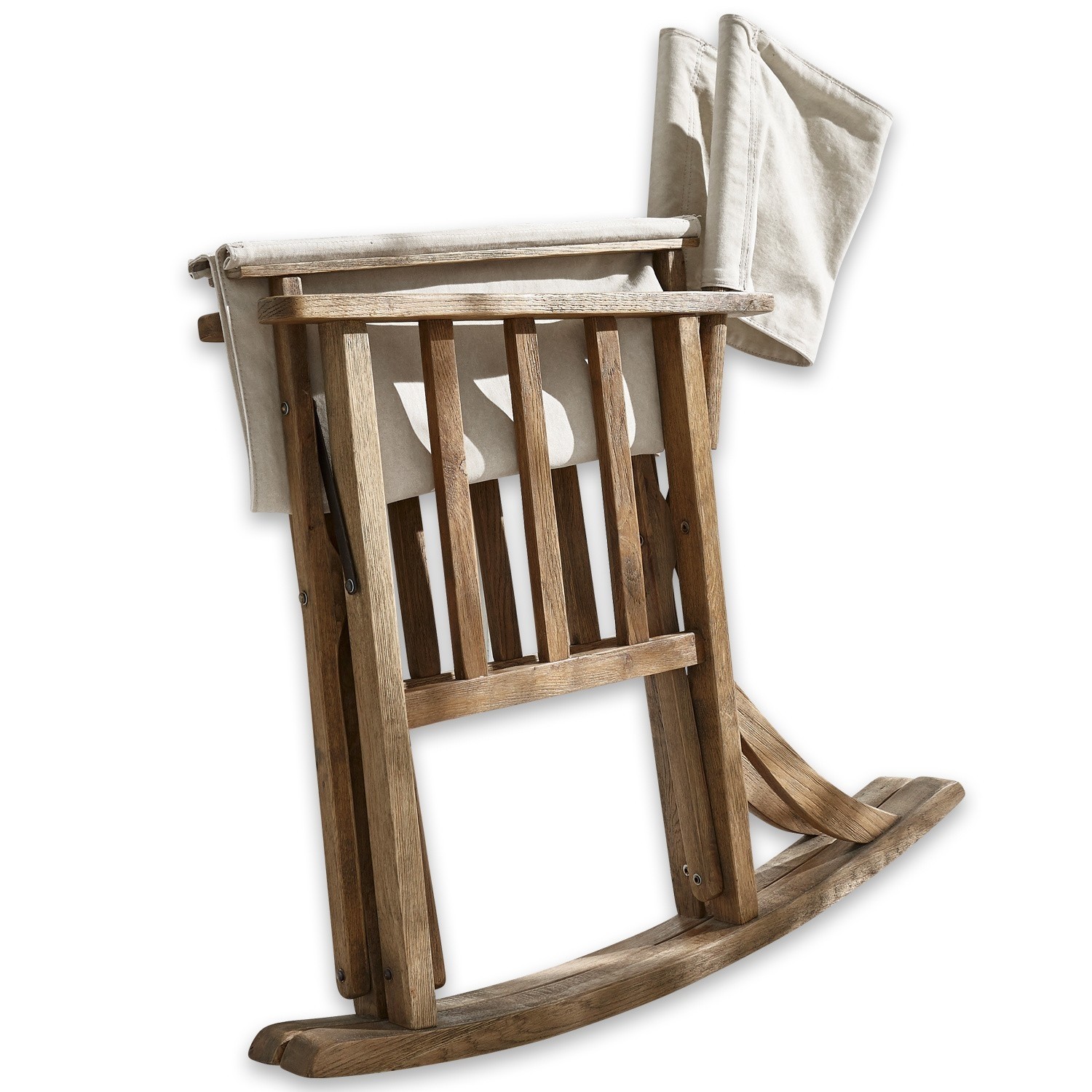 Klappbarer Schaukelstuhl aus Holz mit beigem Stoffbezug, ideal für Entspannung drinnen und draußen