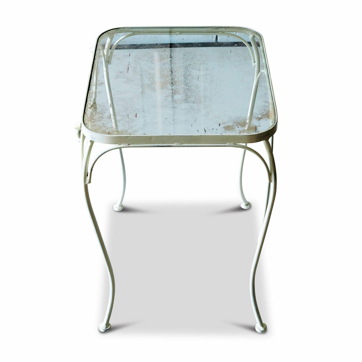 Quadratischer Beistelltisch aus weißem Metall mit antikem Glas, Vintage-Stil, dekoratives Möbelstück
