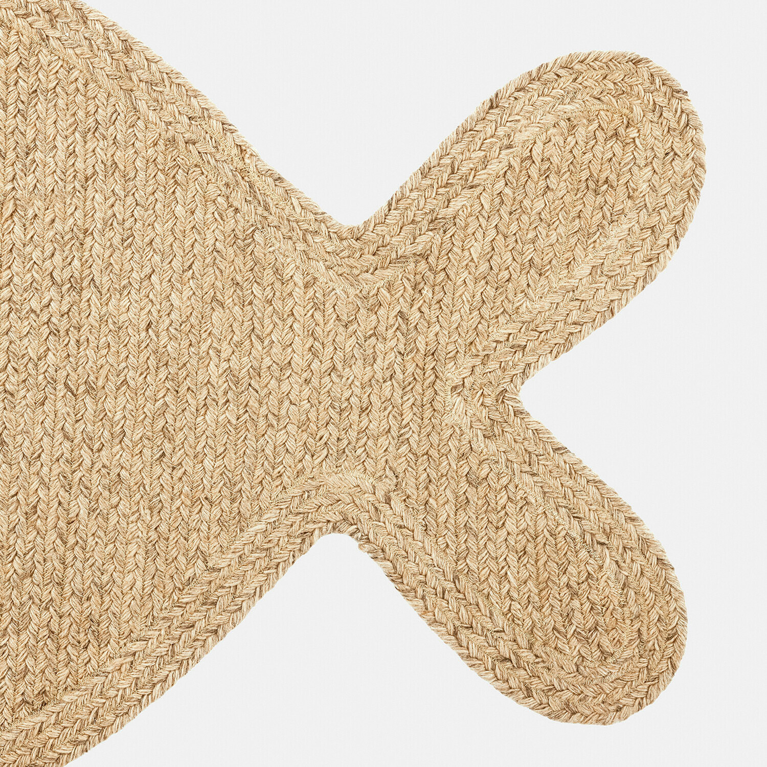 Beiger Teppich aus natürlicher Jute in Hasenform, nachhaltige Wohnraumdekoration aus Naturmaterial