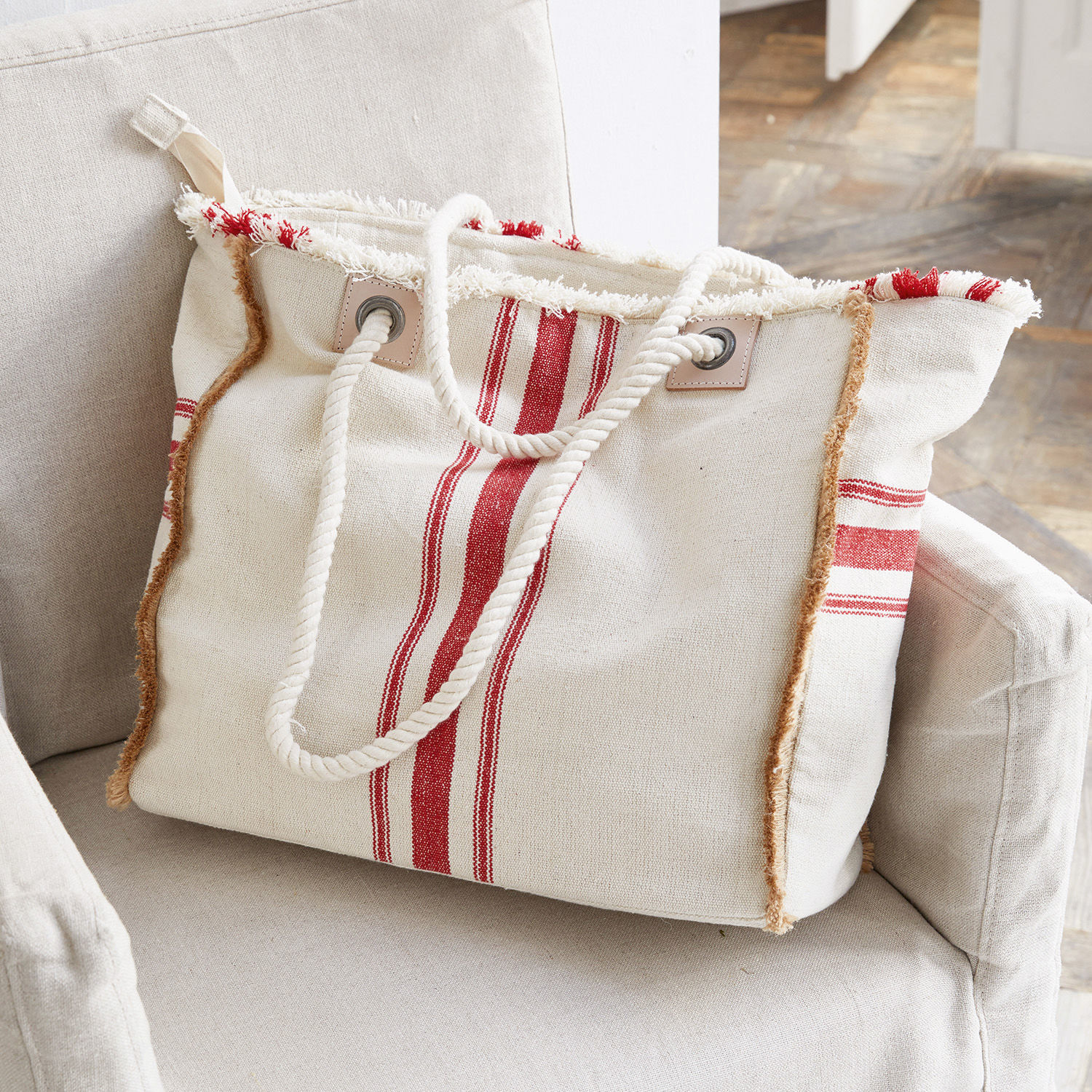 Tasche Théville