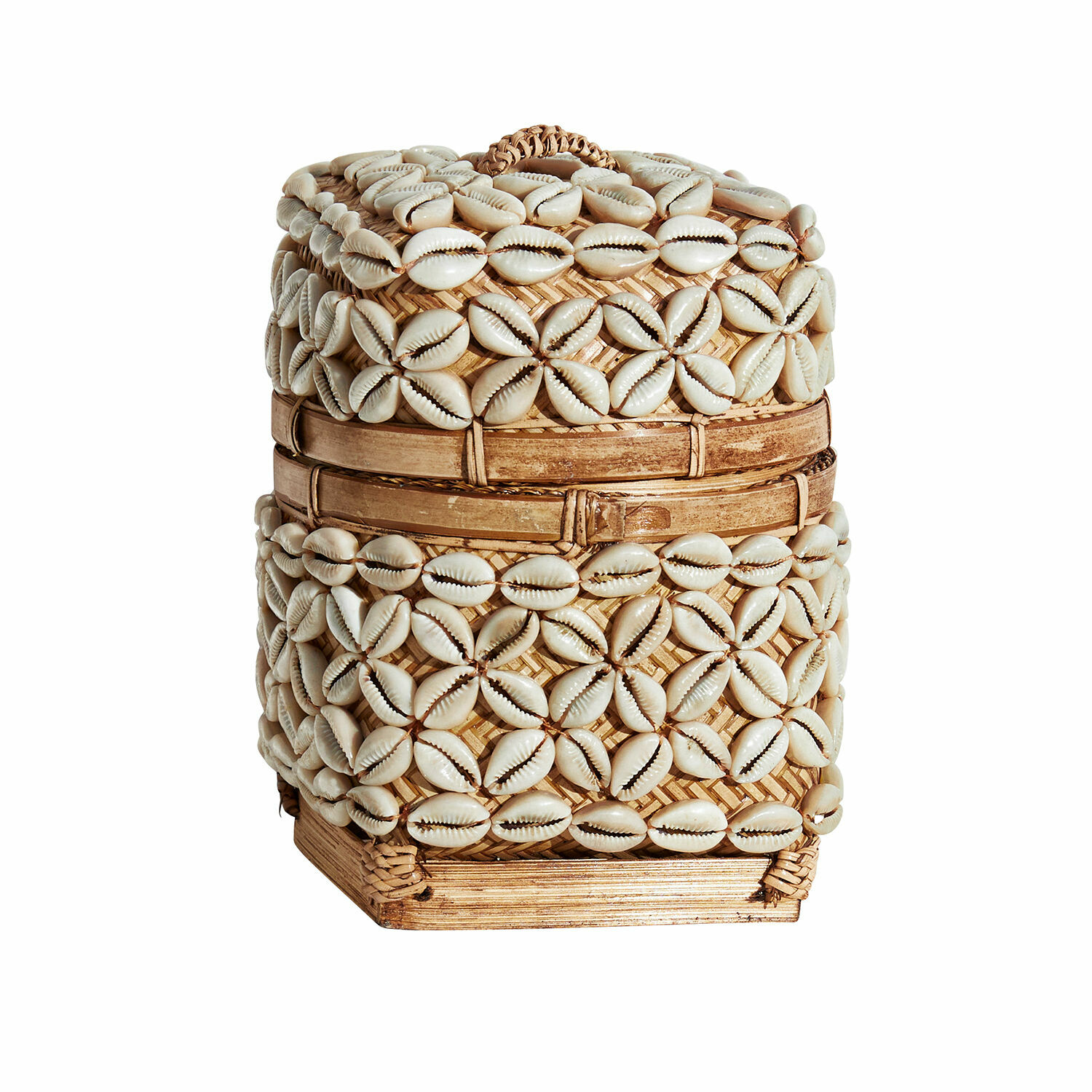 Dekorative Aufbewahrungsbox aus natürlichem Rattan mit Muschelverzierung für Zuhause