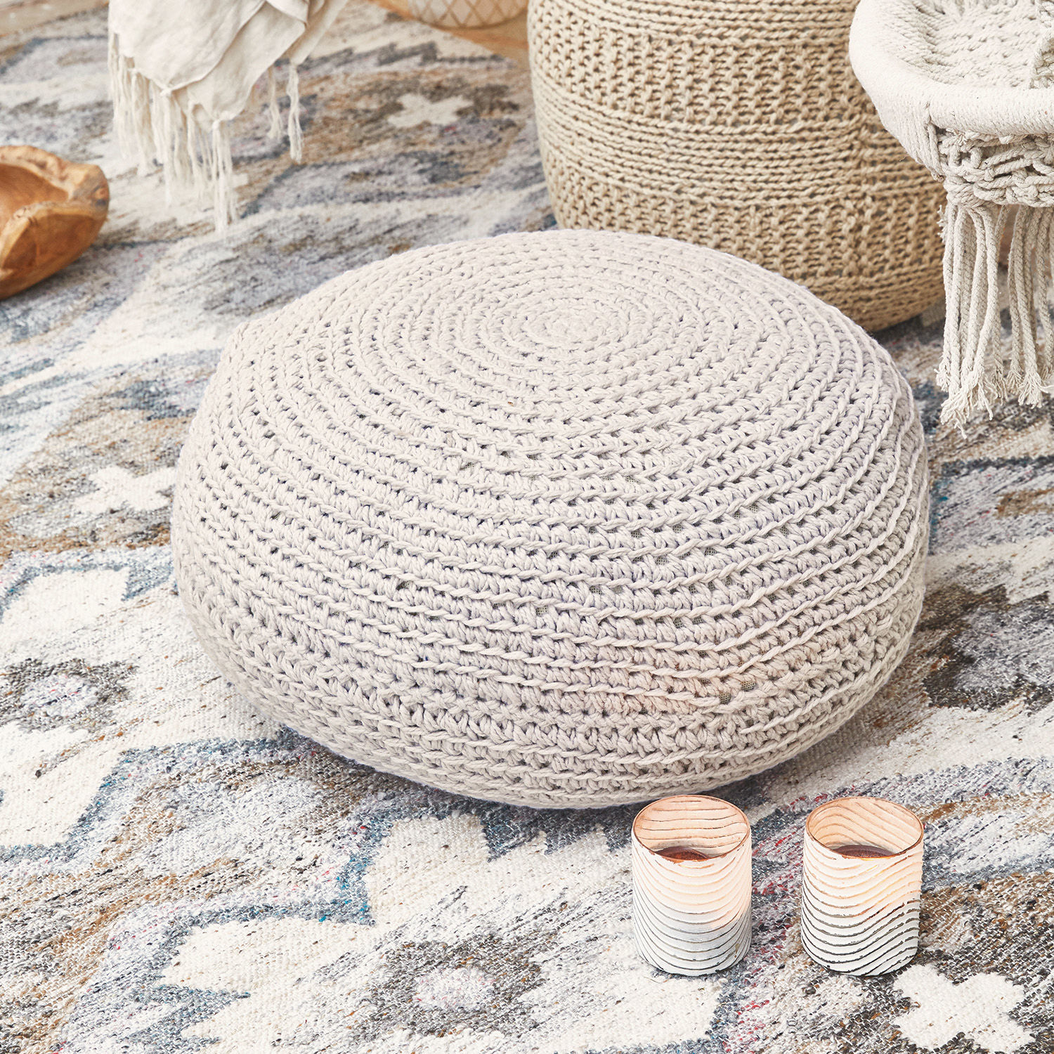 Hocker Axira