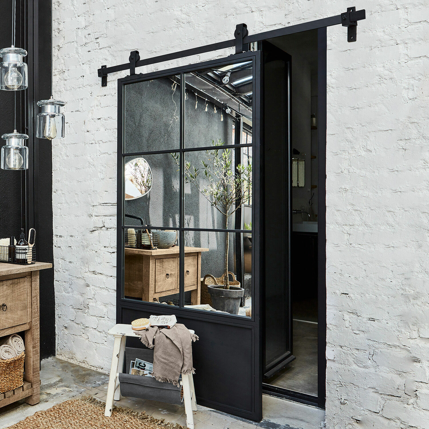 Schiebetür Bonnaire Schwarze Metall-Schiebetür mit Spiegel im Industrie-Stil für modernes Interieur