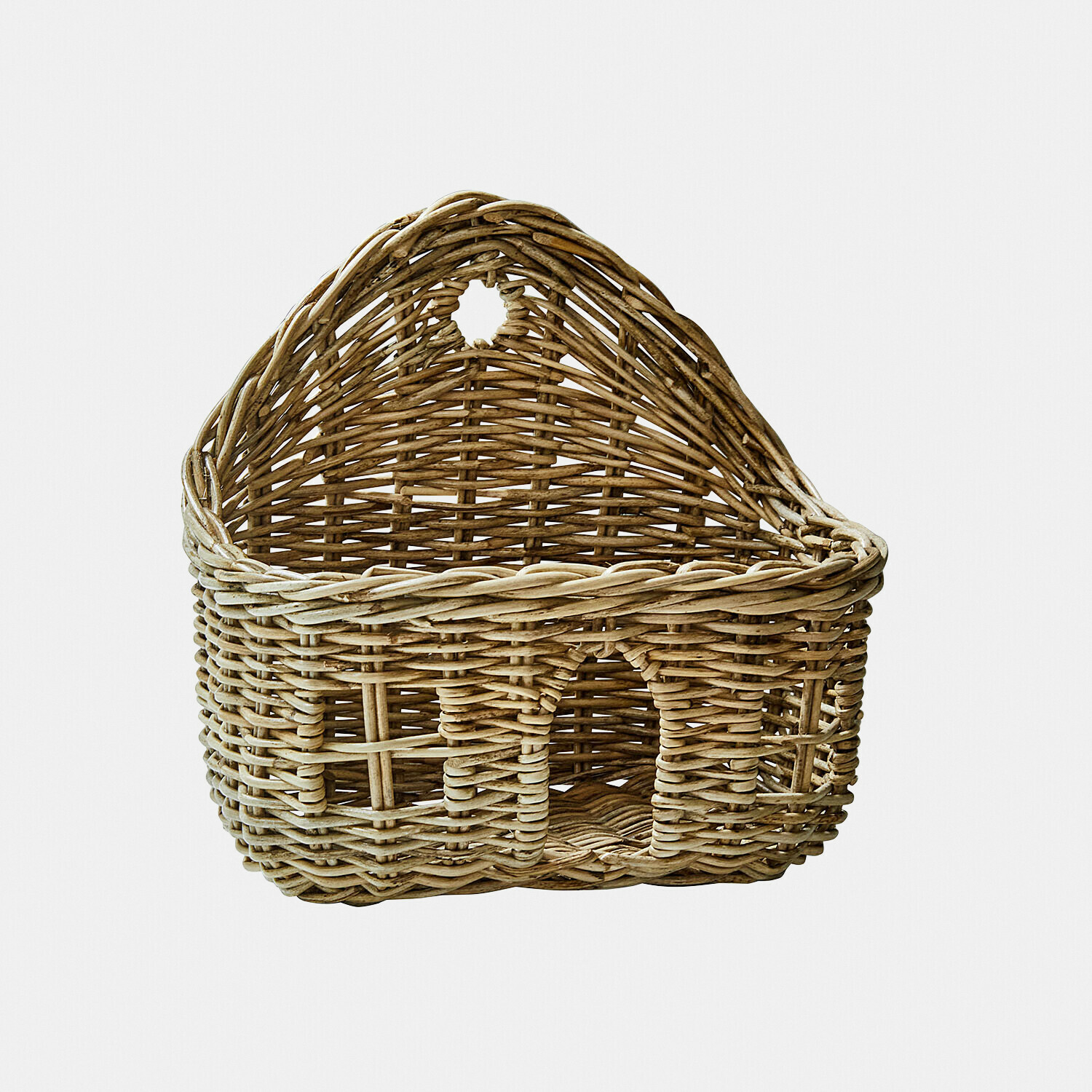 Rattankorb in Hausform in natürlicher Farbe, ideal zur Aufbewahrung und Dekoration