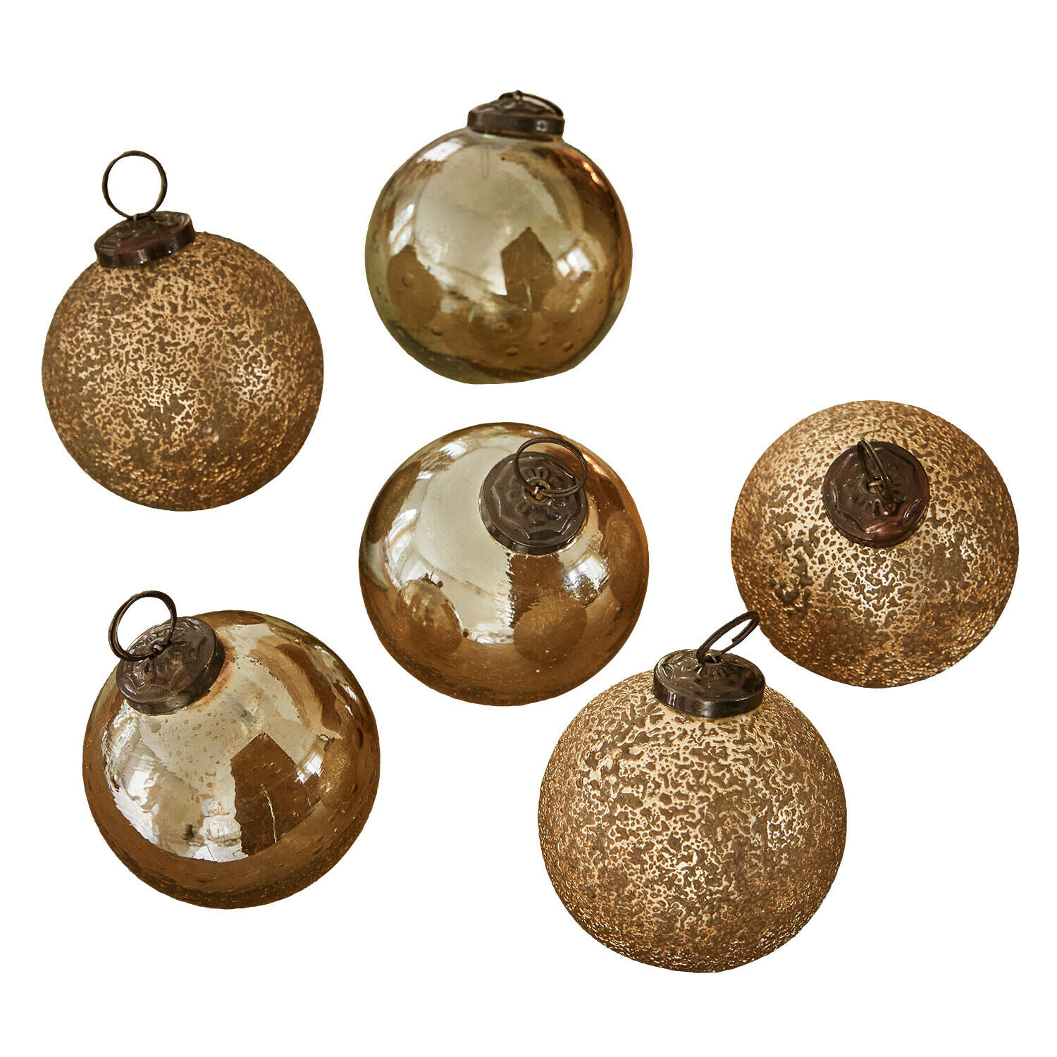 Set aus sechs goldfarbenen Weihnachtskugeln aus Glas mit verschiedenen Oberflächenstrukturen