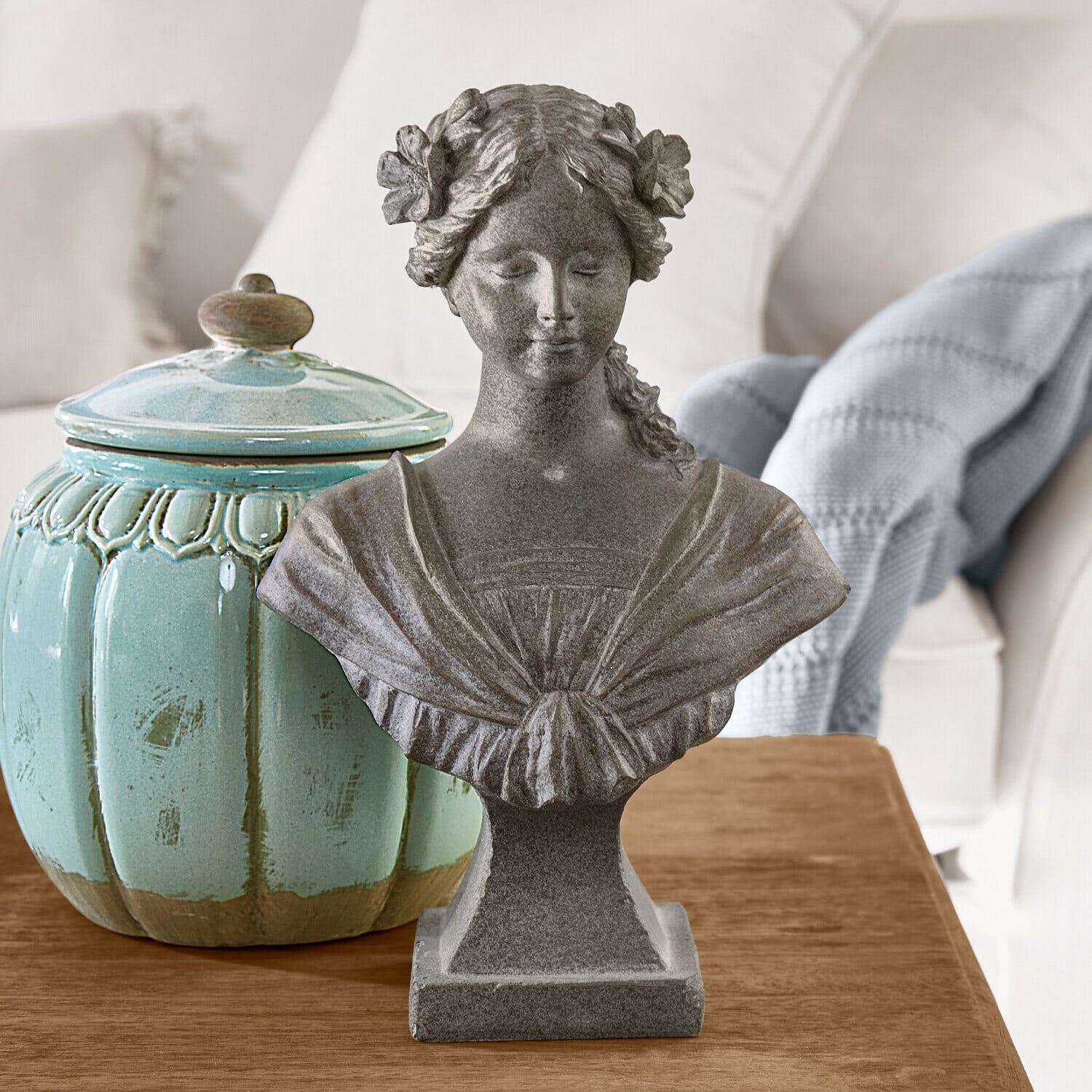 Busto Alexandra-image