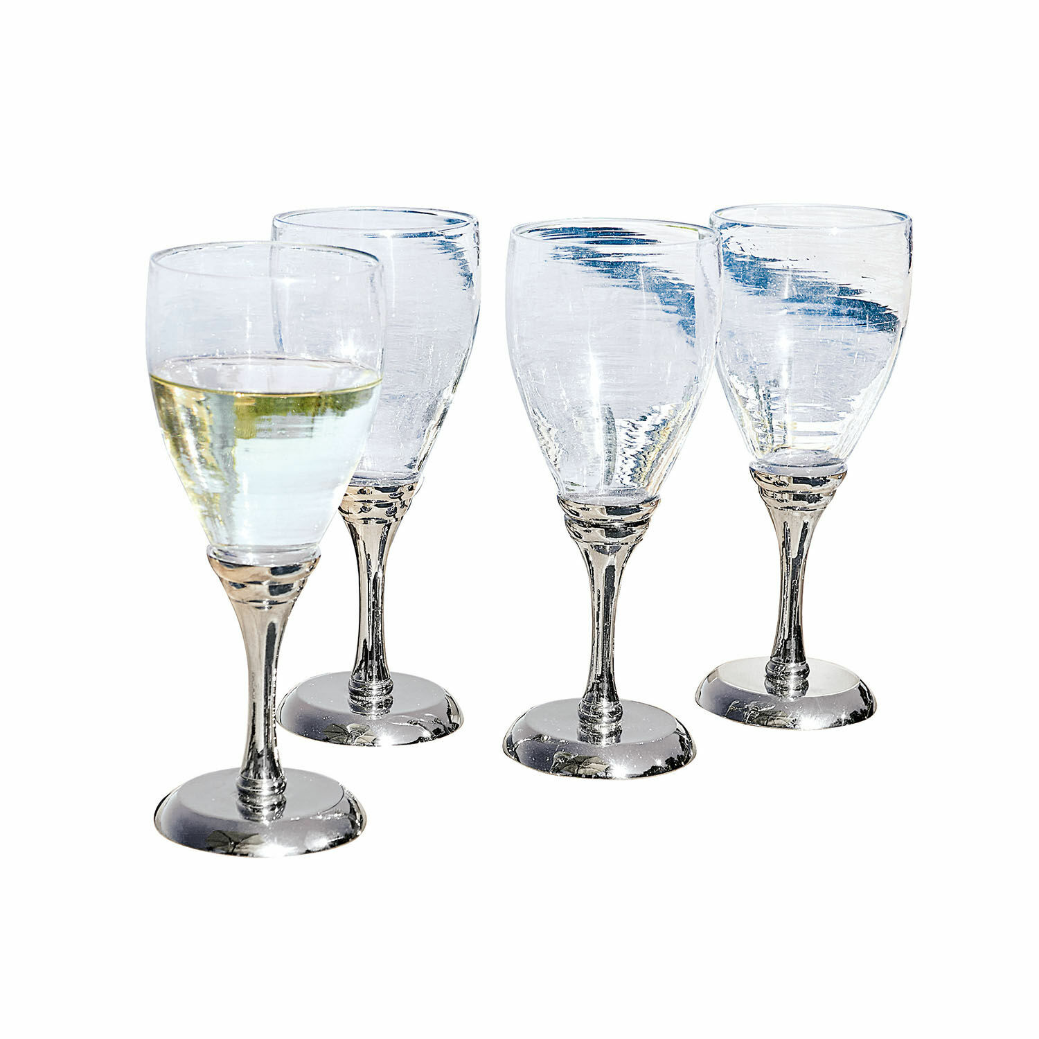 Set aus vier Weingläsern aus Glas mit silbernem Metallfuß, elegantes Trinkglas-Set